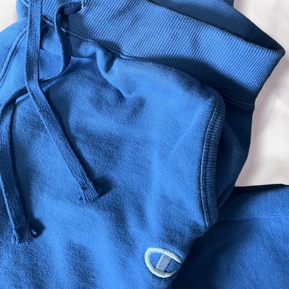 CHAMPION | 2000S PERIWINKLE CUFFED JOGGER PANTS - Picture 3 of 5